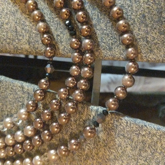 Ombre Necklace - Picture 2 of 3